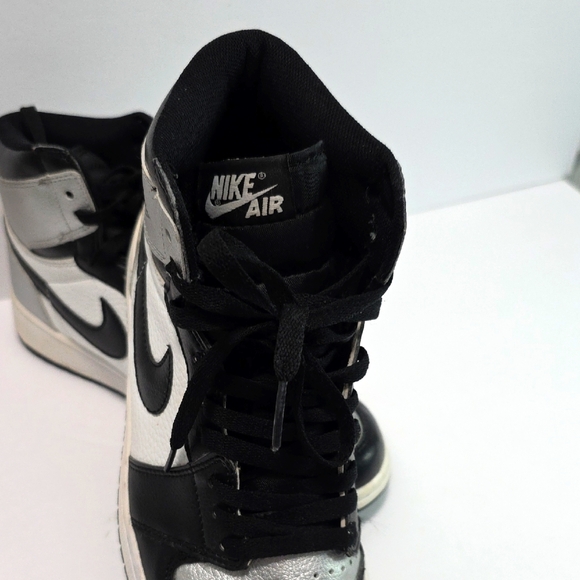 Women's Nike Air Jordan 1 High "Silver Toe" Sneakers CD0461-001 Size 7 - Picture 6 of 11
